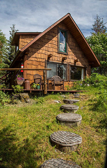 Kachemak Bay Wilderness Lodge Private Cabins